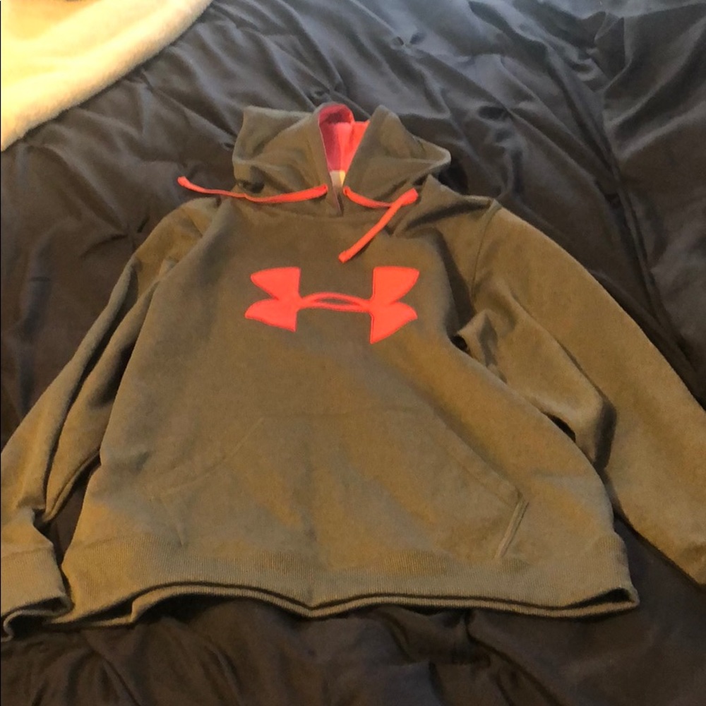 Gray under Armour hoodie!